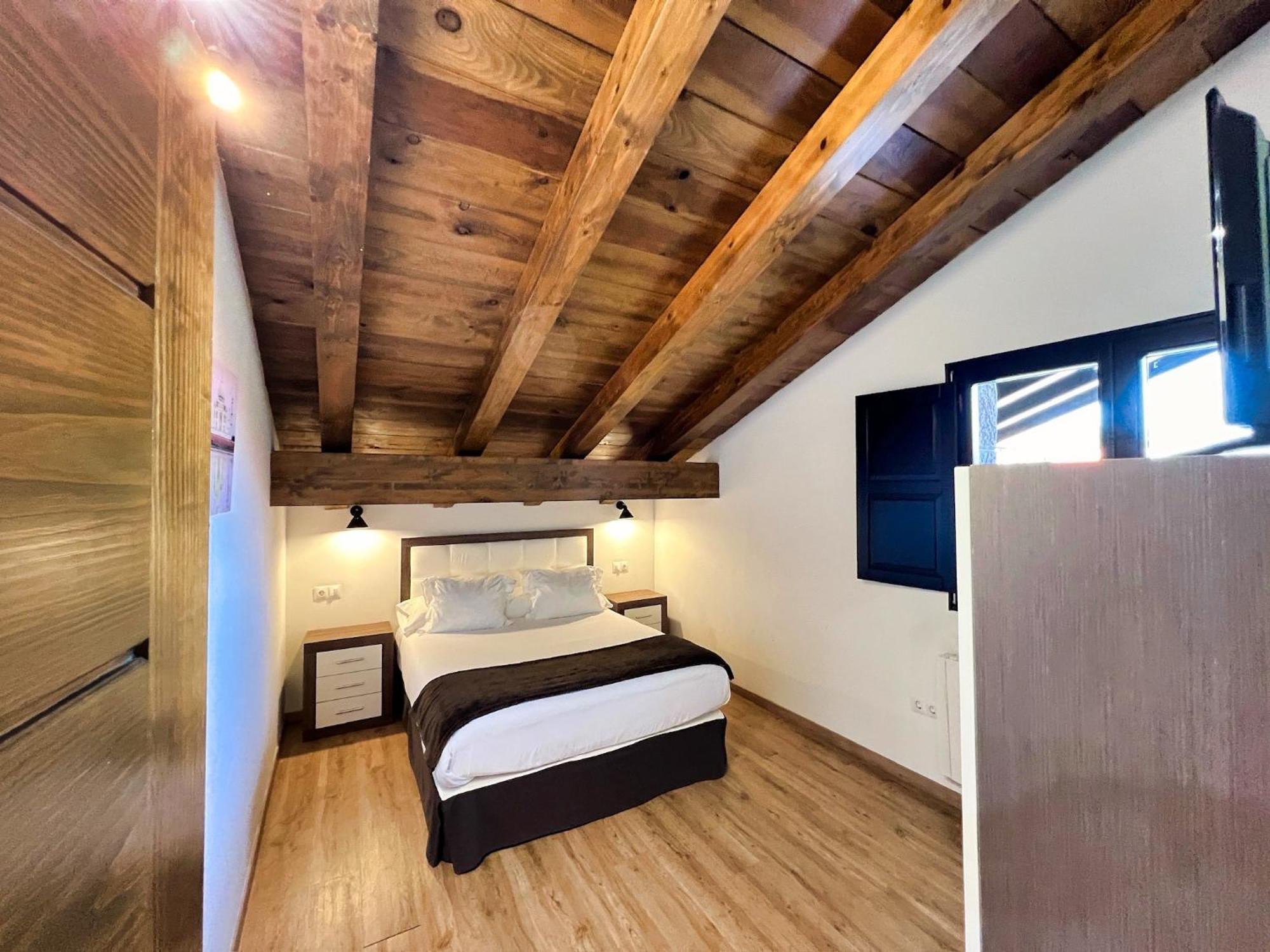 Apartamentos Spa Casco Historico De Isla - Alojateisla Room photo